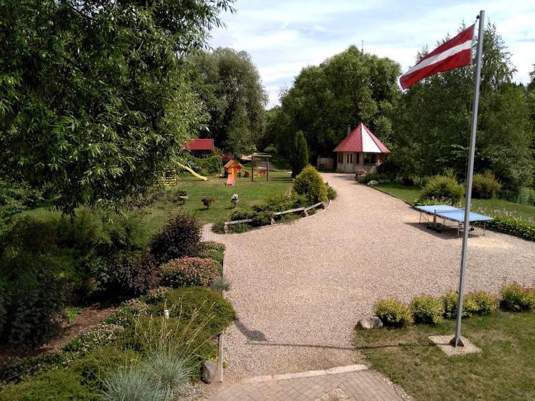 Hotel Viesu Nams Zala Sala Litavniki Zewnętrze zdjęcie